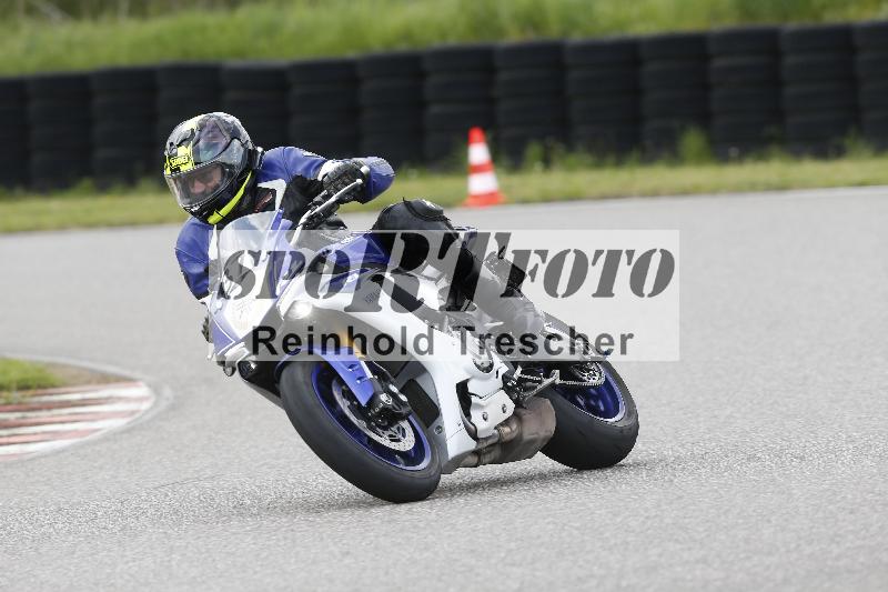 Archiv-2025/09 22.04.2025 Cornu Master School ADR/gruen-vert/37